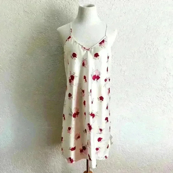 Vintage Other - Vintage Romantic Moods white with‎ hearts and roses slip dress size Large